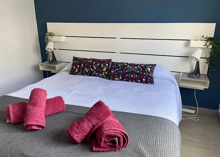 Piso Familiar De 3hab Con Piscina En Appartement