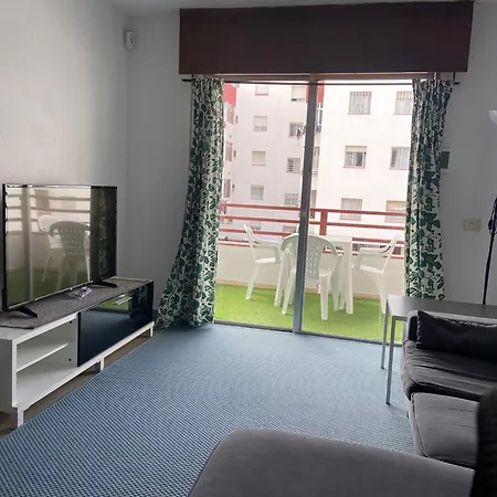 Piso Familiar De 3hab Con Piscina En