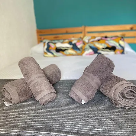 Piso Familiar De 3hab Con Piscina En