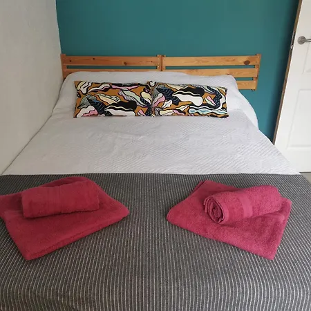 Apartament Piso Familiar De 3hab Con Piscina En