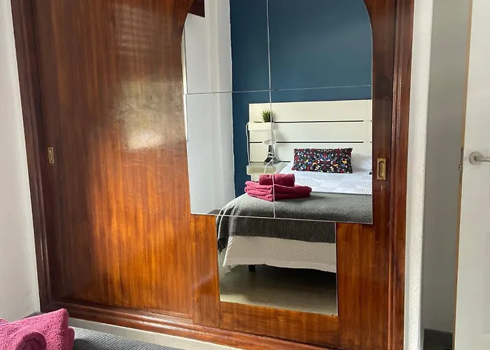 Апартаменти Piso Familiar De 3hab Con Piscina En