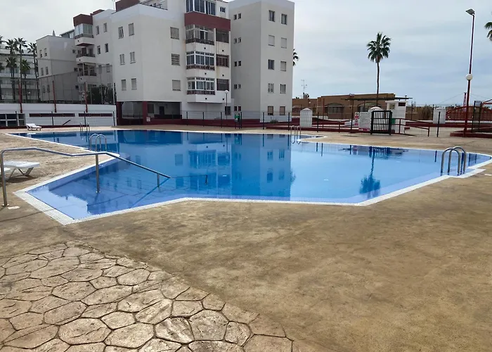 Piso Familiar De 3hab Con Piscina En * Адехе