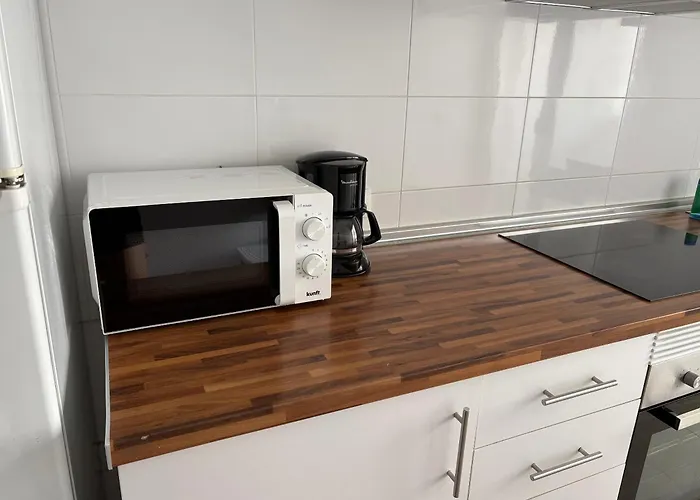 Piso Familiar De 3hab Con Piscina En *