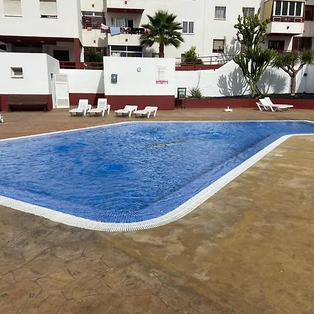 Piso Familiar De 3hab Con Piscina En * Адехе