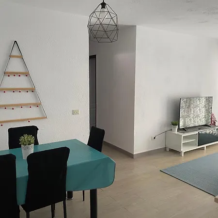 Piso Familiar De 3hab Con Piscina En Apartmán